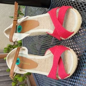 BCBG generation wedge shoes